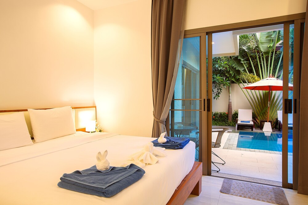 객실 전망 (3 Bedroom Private Pool Villa)