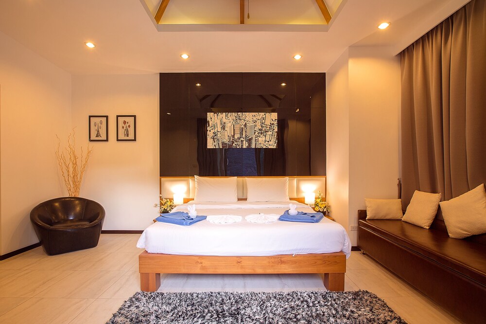 객실 (3 Bedroom Private Pool Villa)