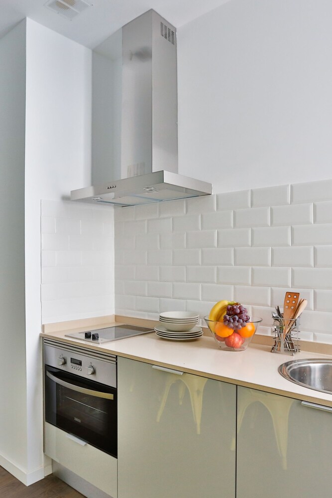 Cocina básica en la habitación