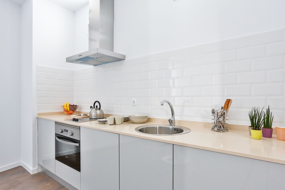 Cocina básica en la habitación