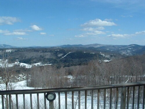 House, 6 Bedrooms - Mountain View