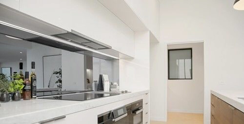 Four Bedroom Penthouse - In-Room Kitchen