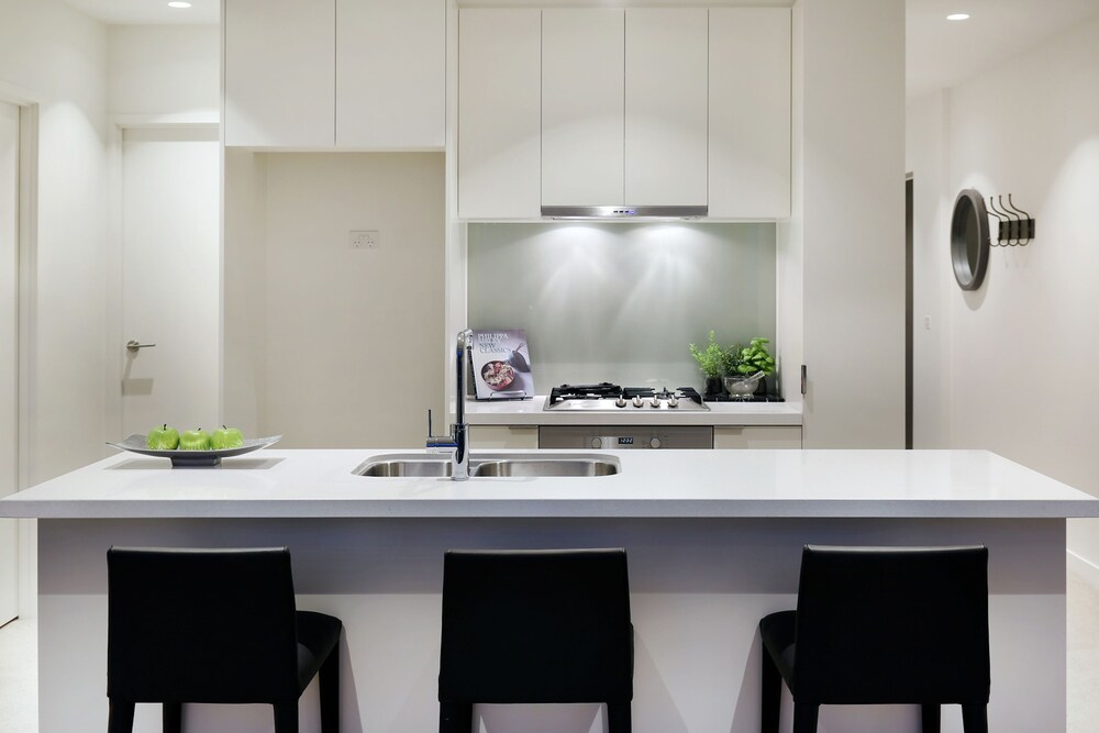 Three Bedroom Penthouse - In-Room Kitchen