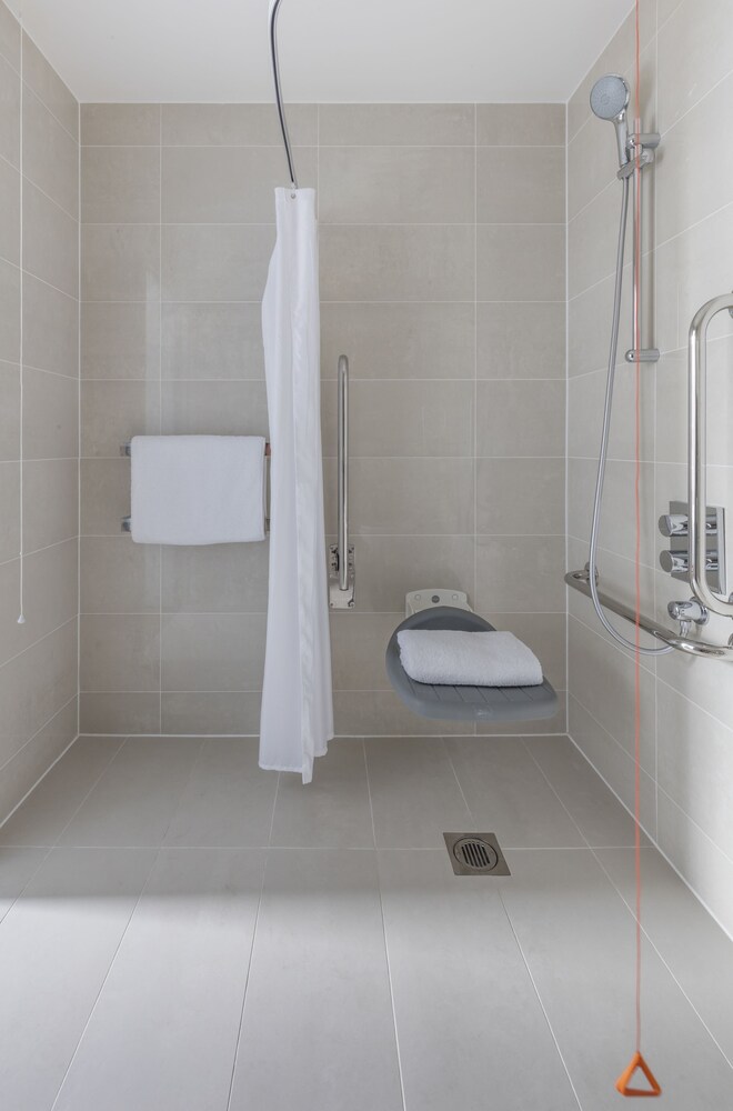 One Bedroom Suite - Accessibility - Guestroom