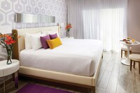 Standard Suite, 1 Bedroom, Garden View