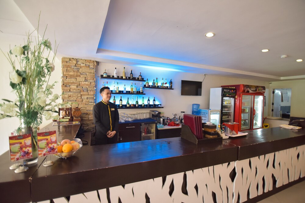 Hotel Bar