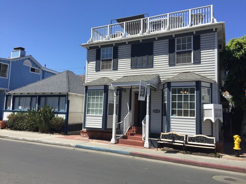 Seacrest Inn