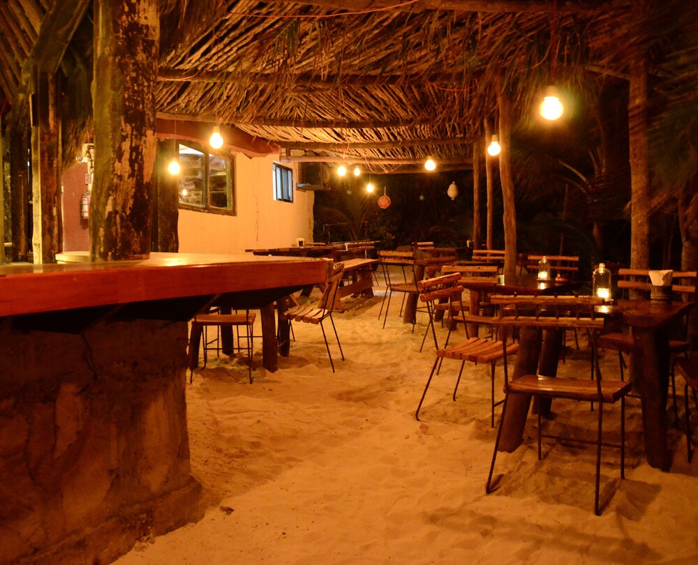 Hotel Bar