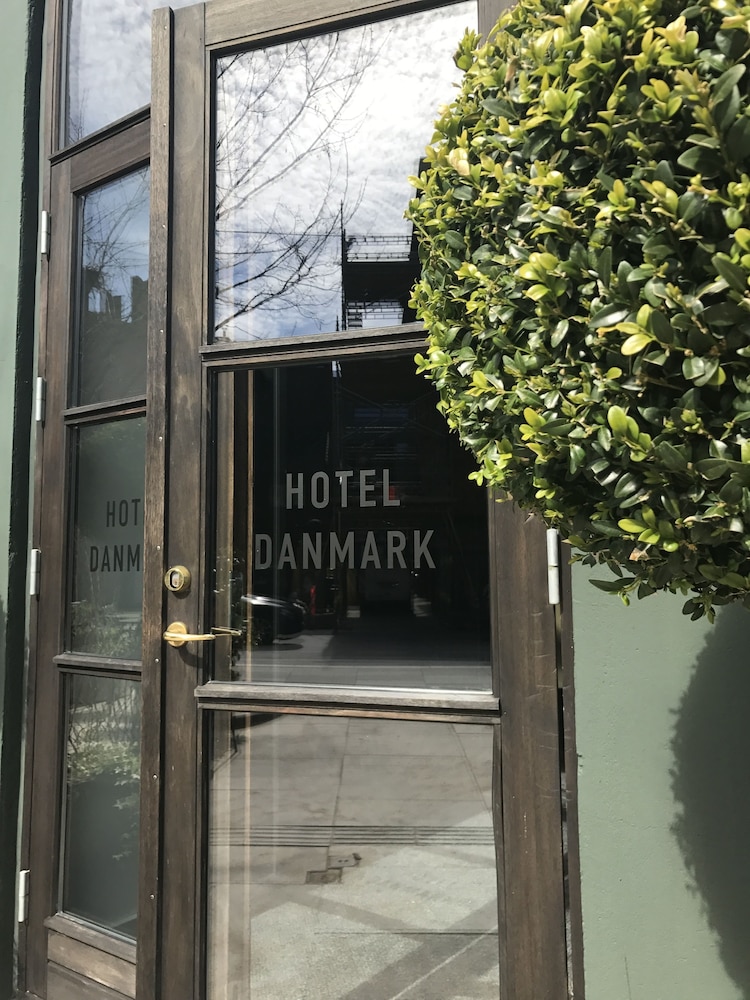 Hotellets indgang