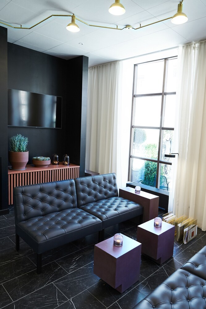 Siddeområde i lobby