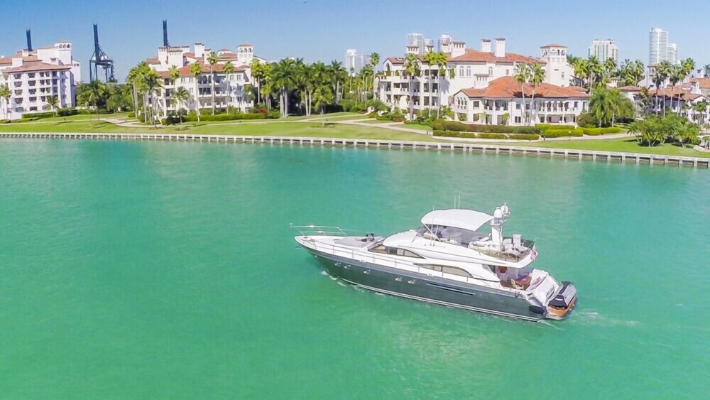 65' Princess Luxury Yacht - Guestroom