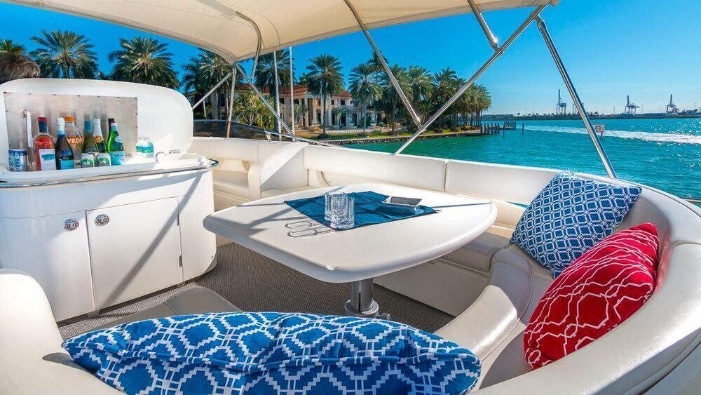 65' Princess Luxury Yacht - Guestroom