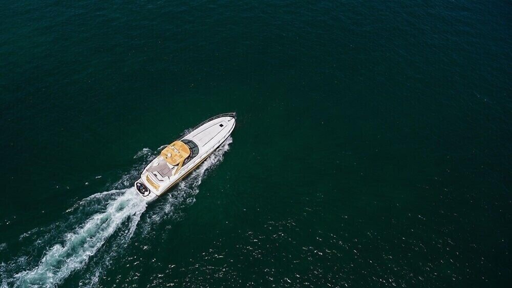 54' Searay Luxury Yacht - Guestroom