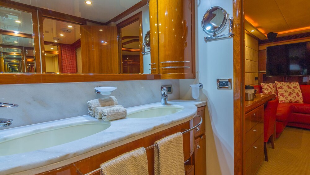 88' Ferretti Luxury Yacht - Bathroom