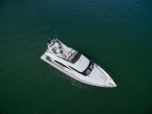 60' Marquis Luxury Yacht - Guestroom