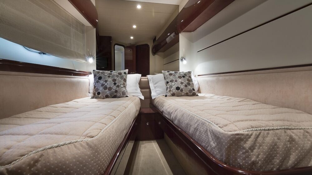 65' Princess Luxury Yacht - Guestroom