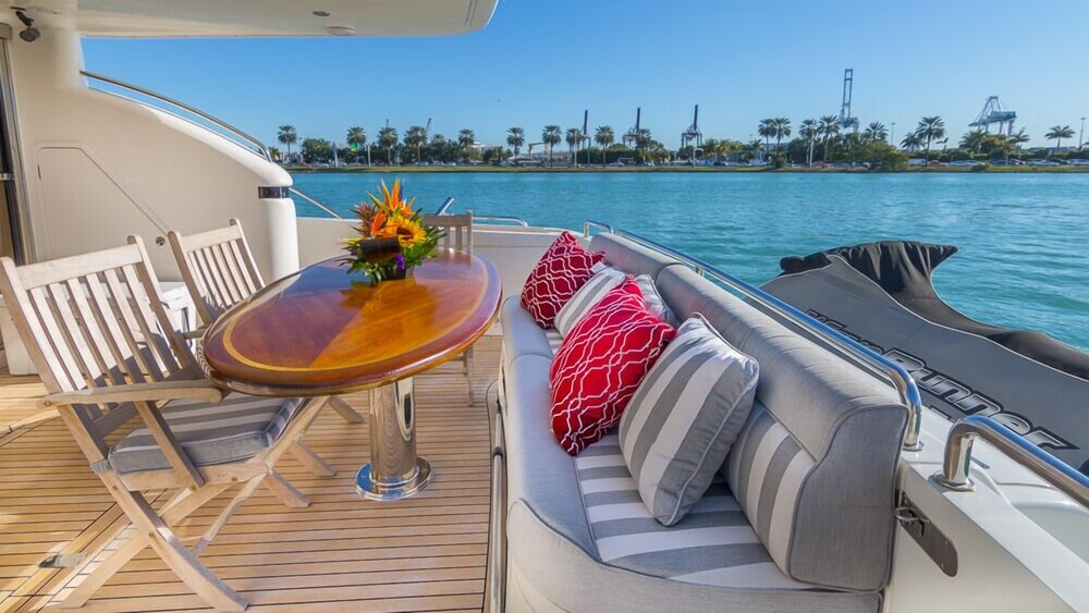 65' Princess Luxury Yacht - Guestroom