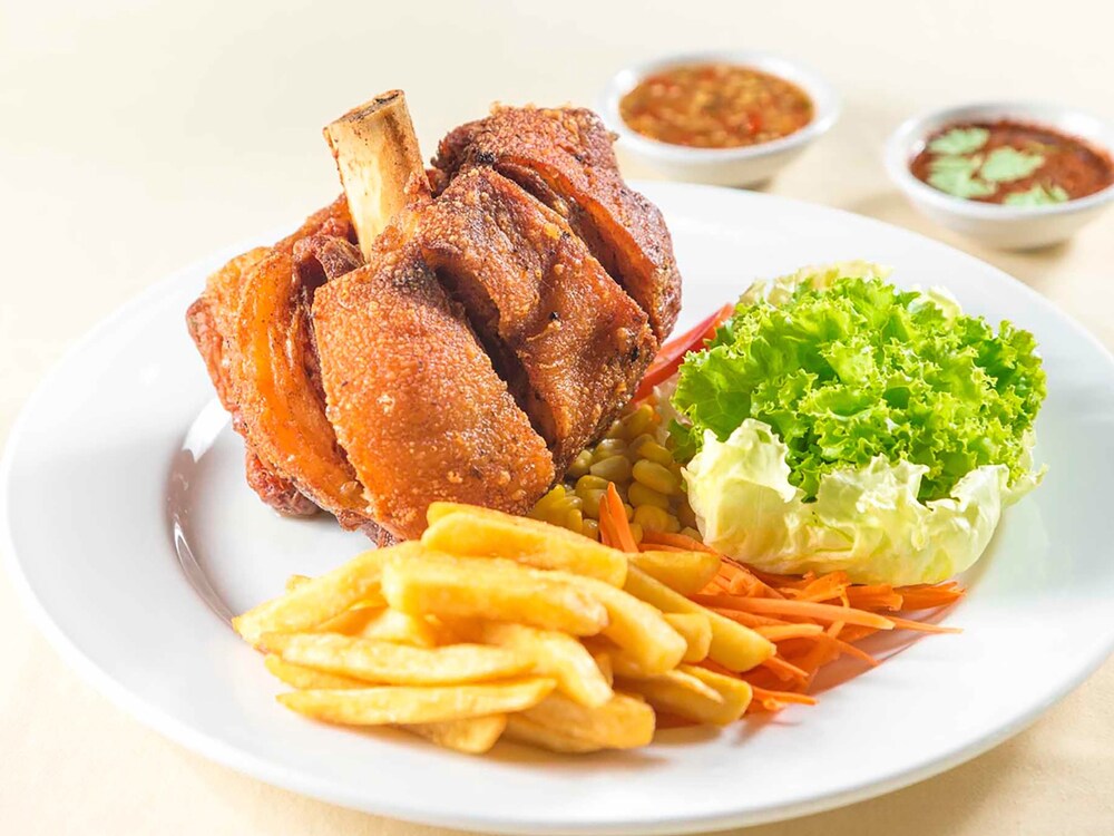 อาหารและเครื่องดื่ม