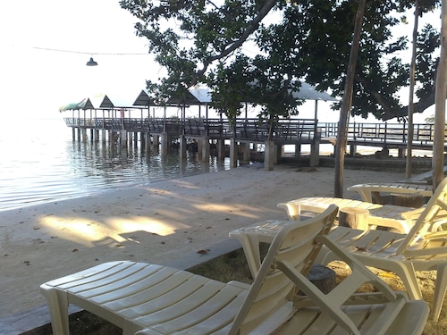 Palawan Seaview Resort