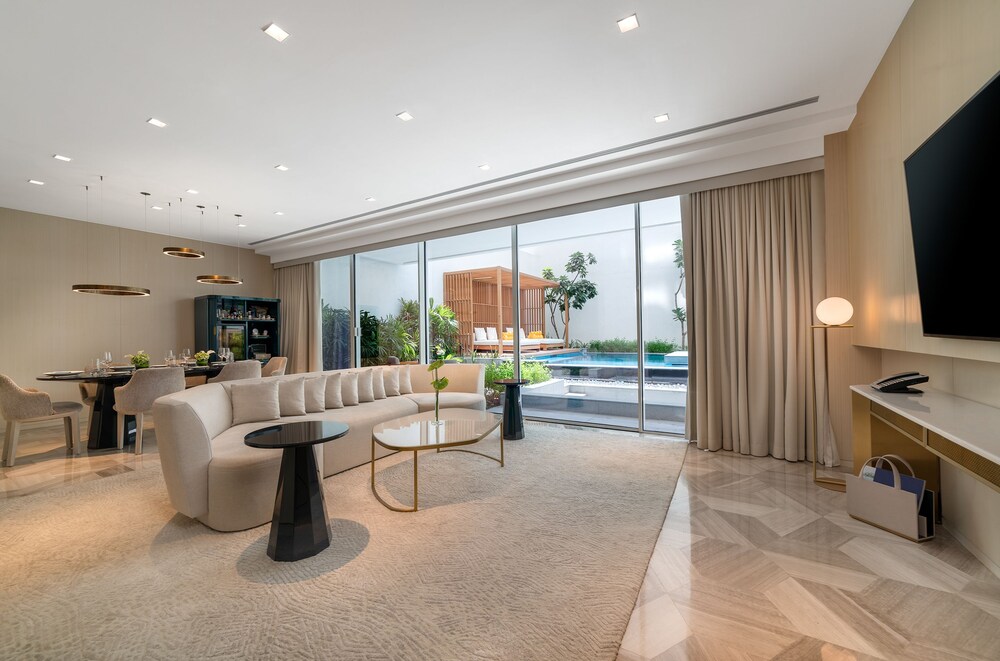 Living room, FIVE Palm Jumeirah Dubai