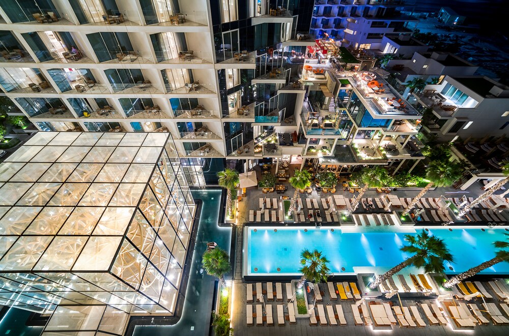 Aerial view, FIVE Palm Jumeirah Dubai