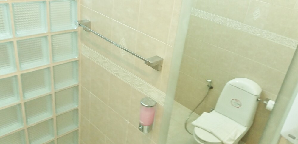 욕실 (4 Bedrooms, 4 Bathrooms Pool Villa)