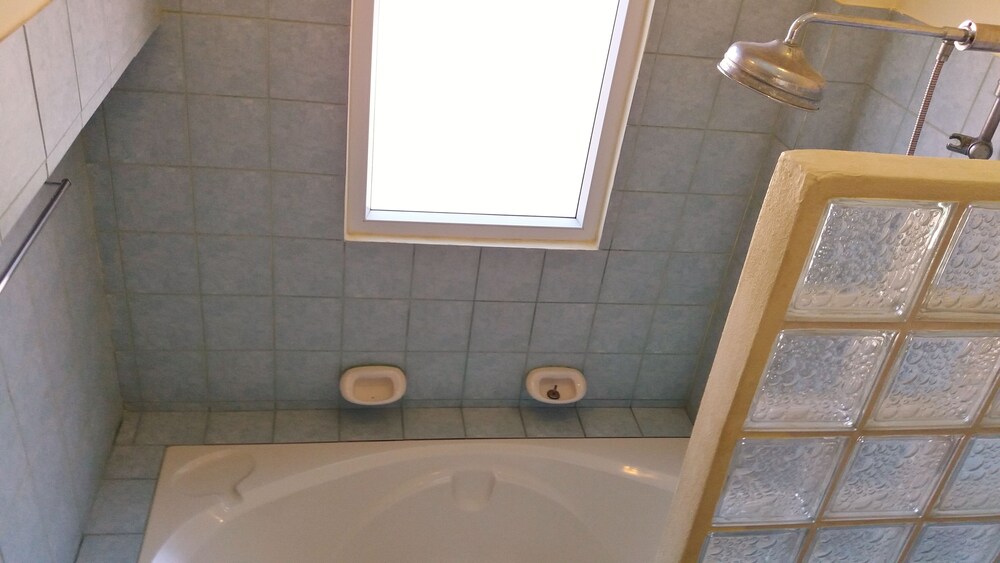 전신 욕조 (4 Bedrooms, 4 Bathrooms Pool Villa)