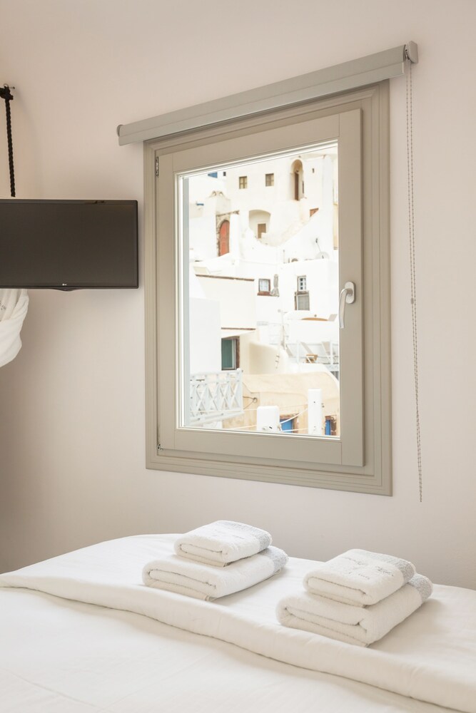 Suite (Petit, Outdoor heated Jetted Tub) - Guestroom