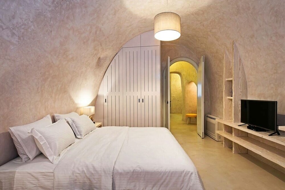 Deluxe Villa, Jetted Tub - Guestroom