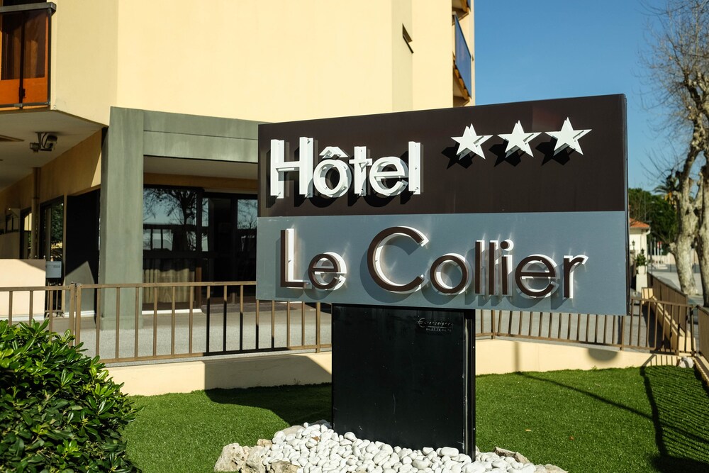 Façade de l'hôtel