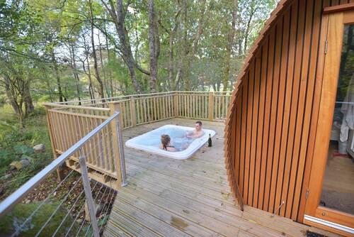 RiverBeds Lodges with Hot Tubs