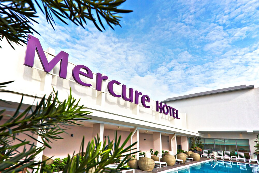 Hotel Front
