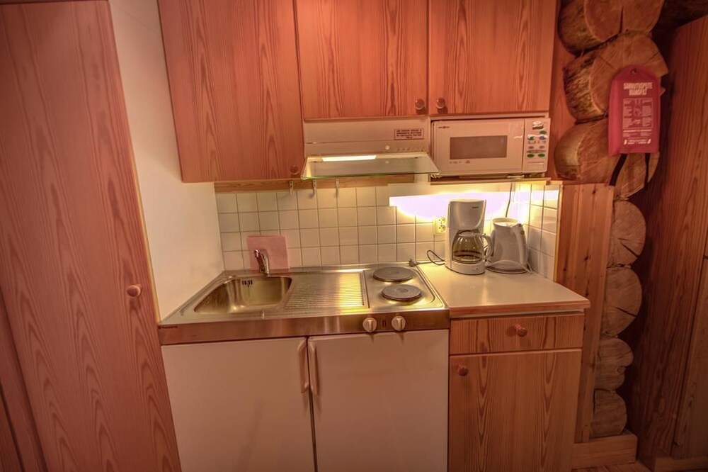 Large One-Bedroom Apartment -71- Kongas - keittotila huoneessa
