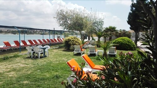 Sundeck