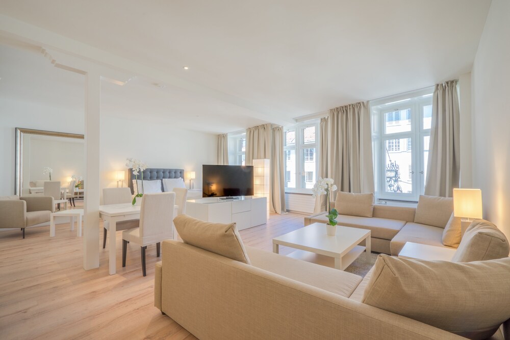 Zimmer (Comfort-Apartment, Stadtblick)