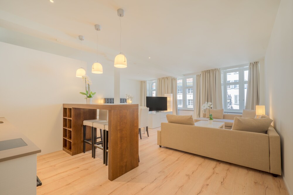 Zimmer (Comfort-Apartment, Stadtblick)