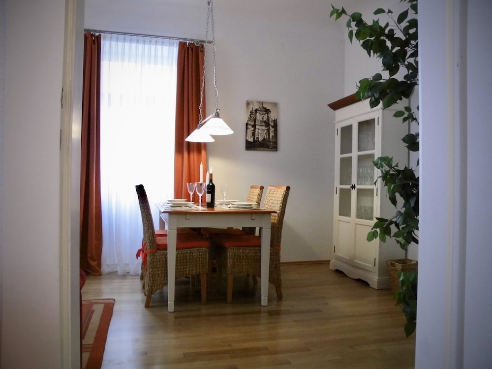 Zimmer (Apartment (Friedrich Rückert))