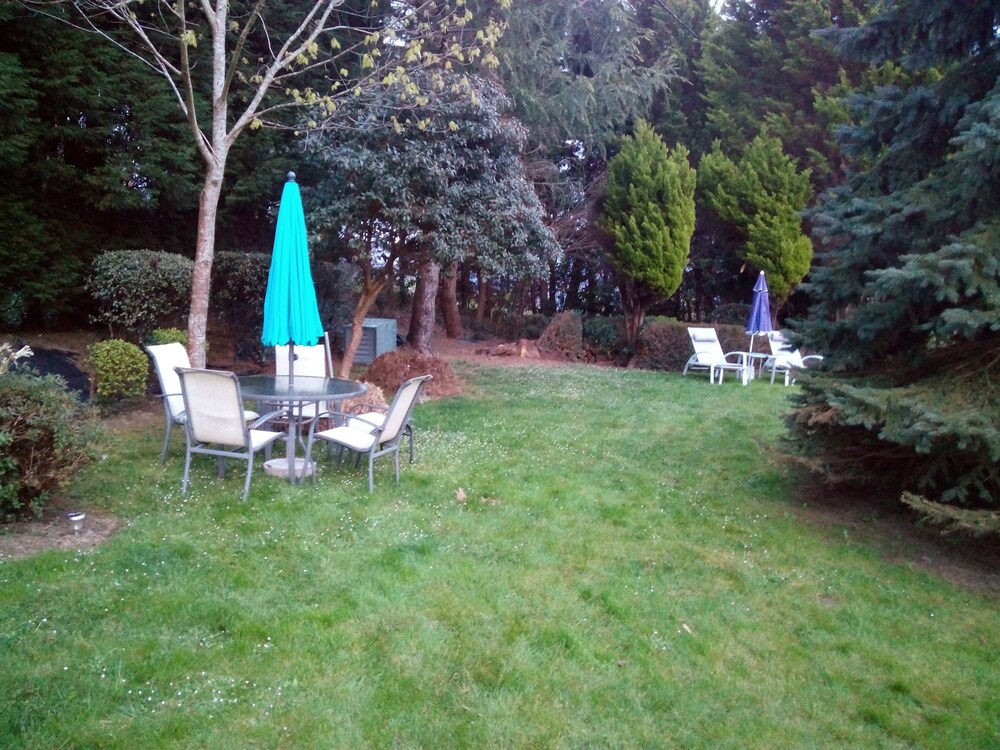 Jardines del establecimiento