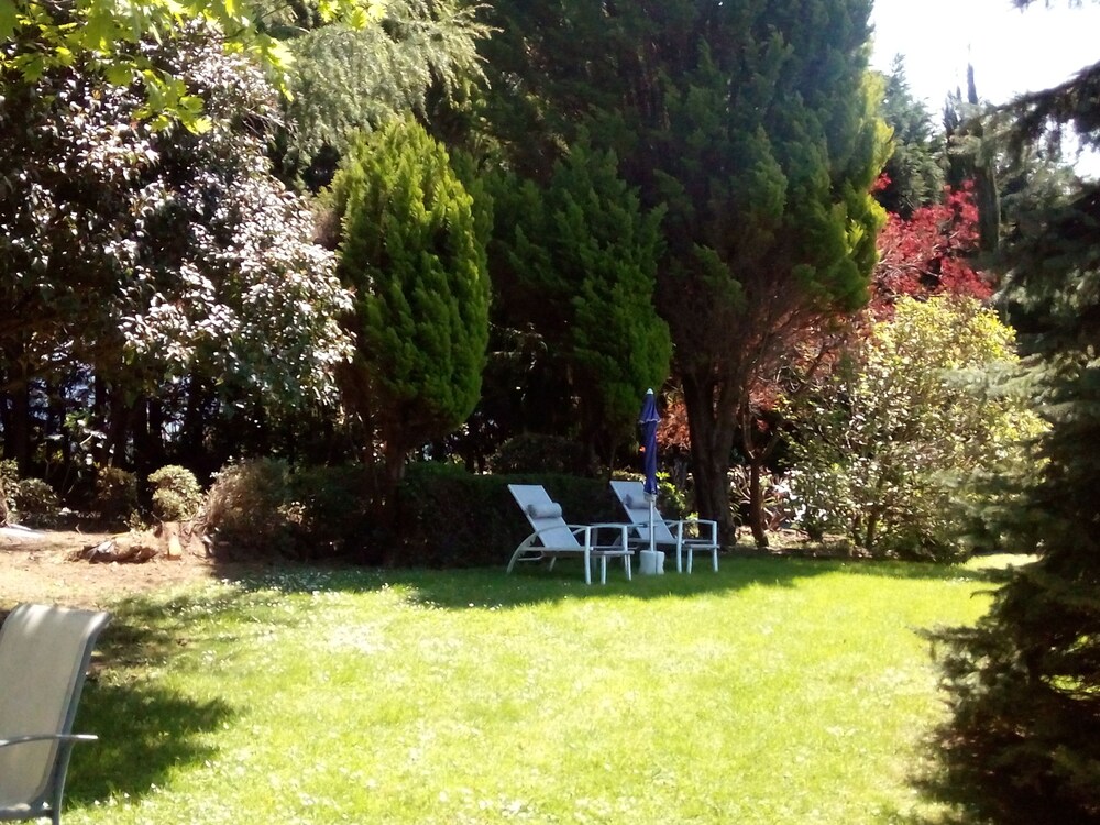 Jardines del establecimiento