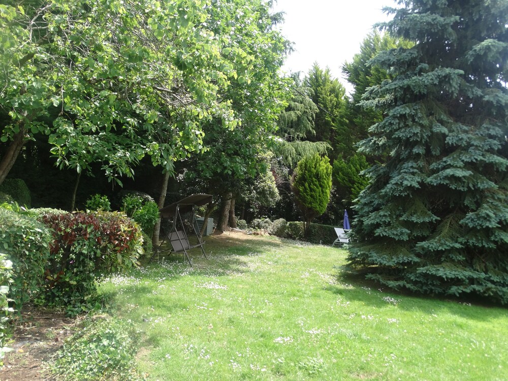 Jardines del establecimiento