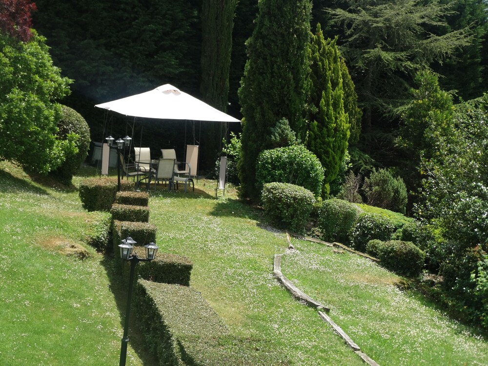 Jardines del establecimiento
