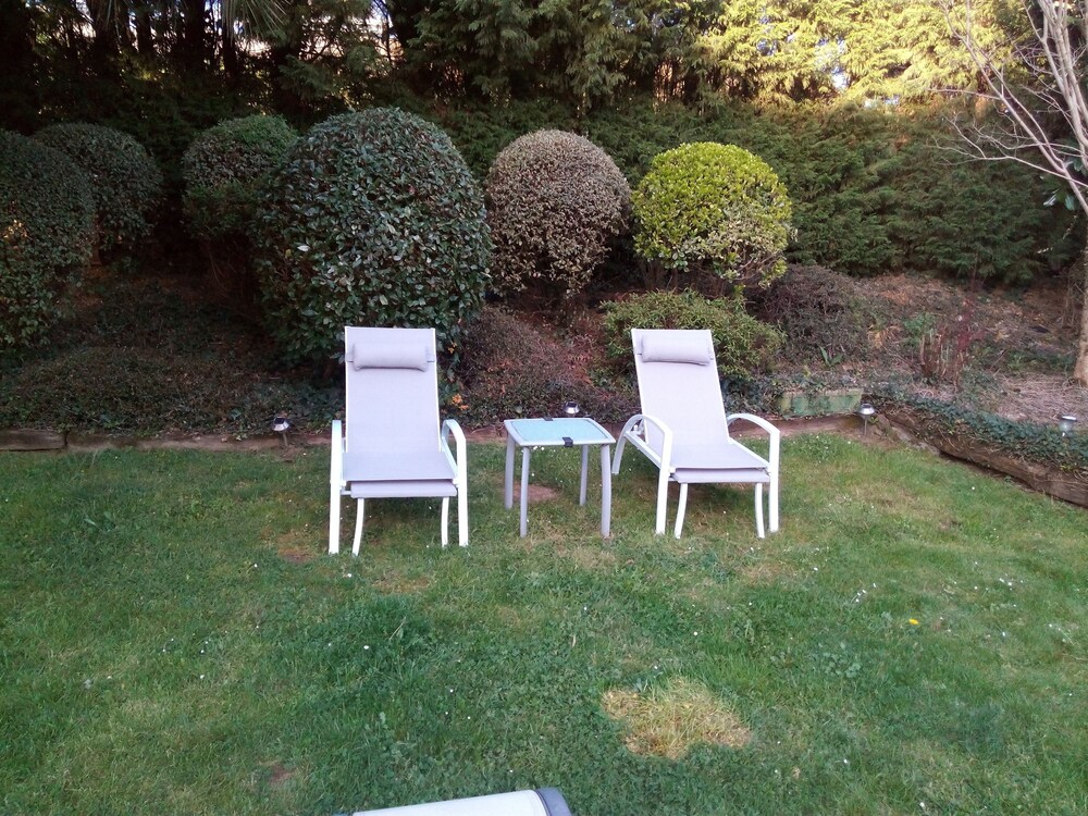 Jardines del establecimiento