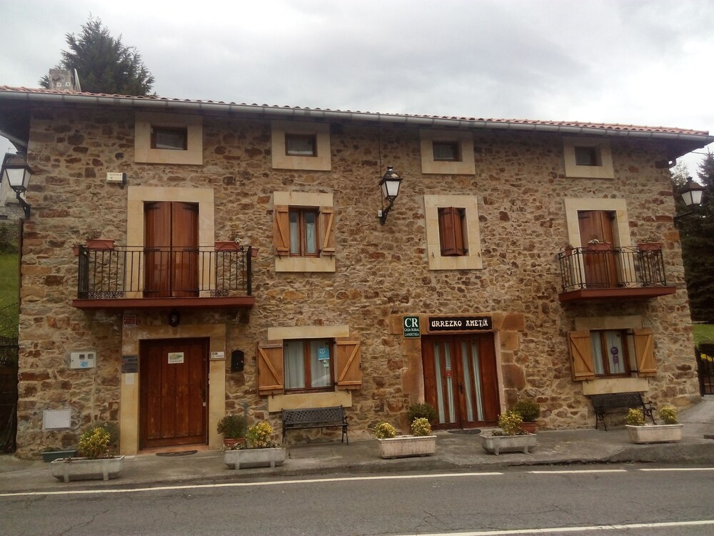 Fachada del hotel