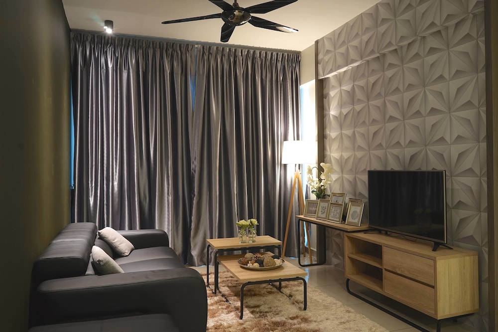 2 Bedroom Junior - Living Area