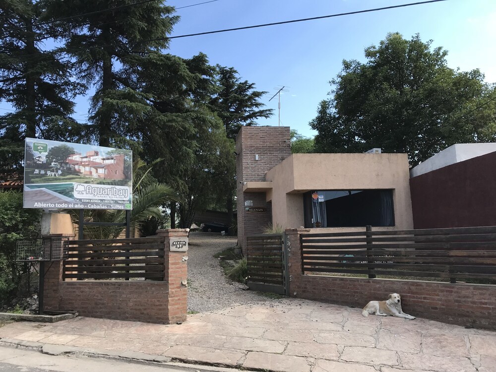 Fachada del hotel