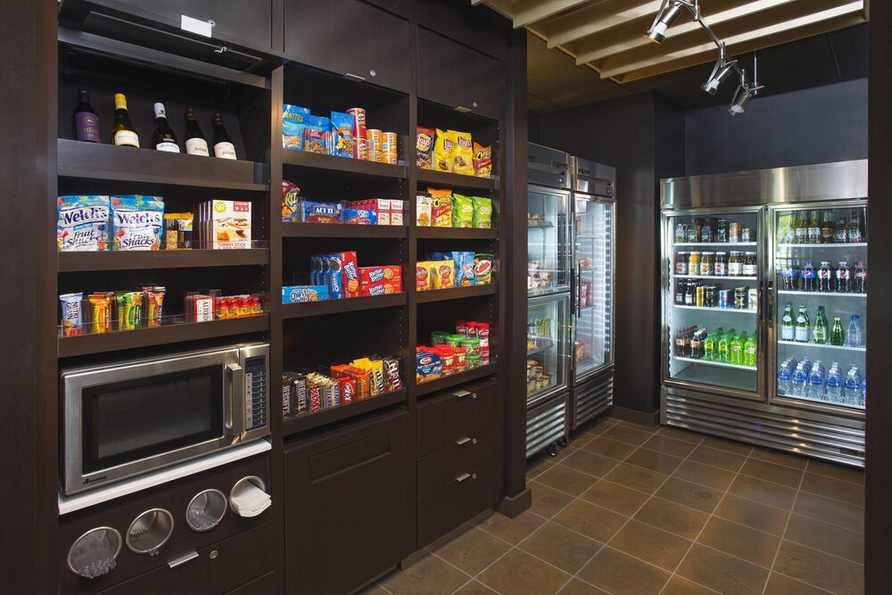 Snack Bar