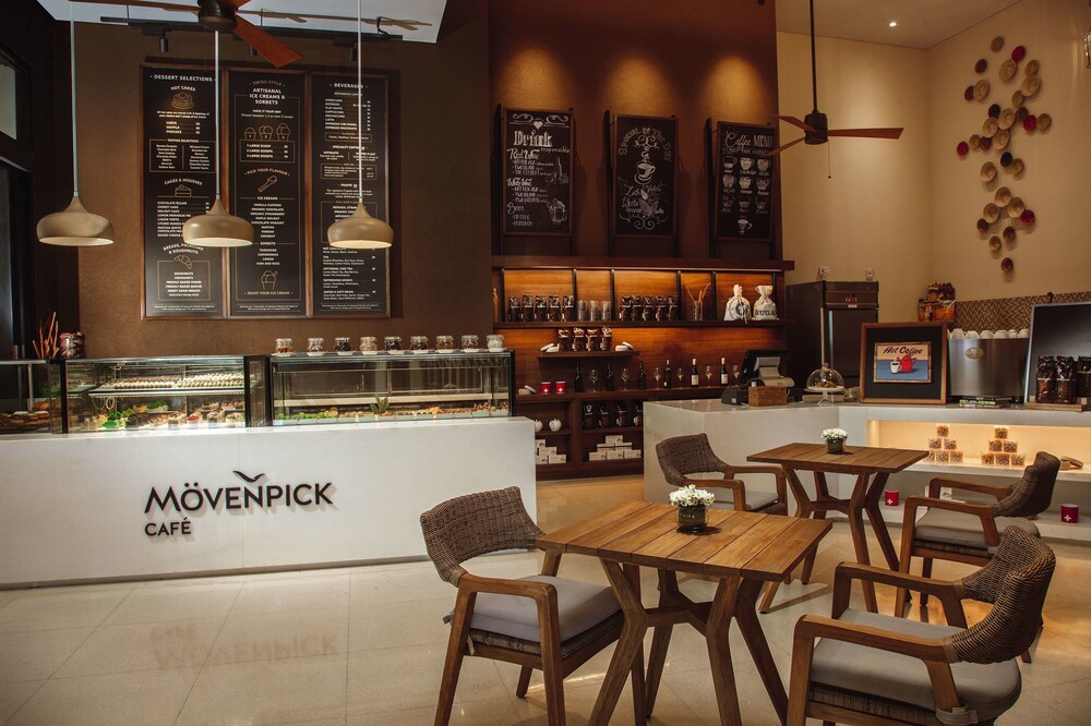 Coffee Shop