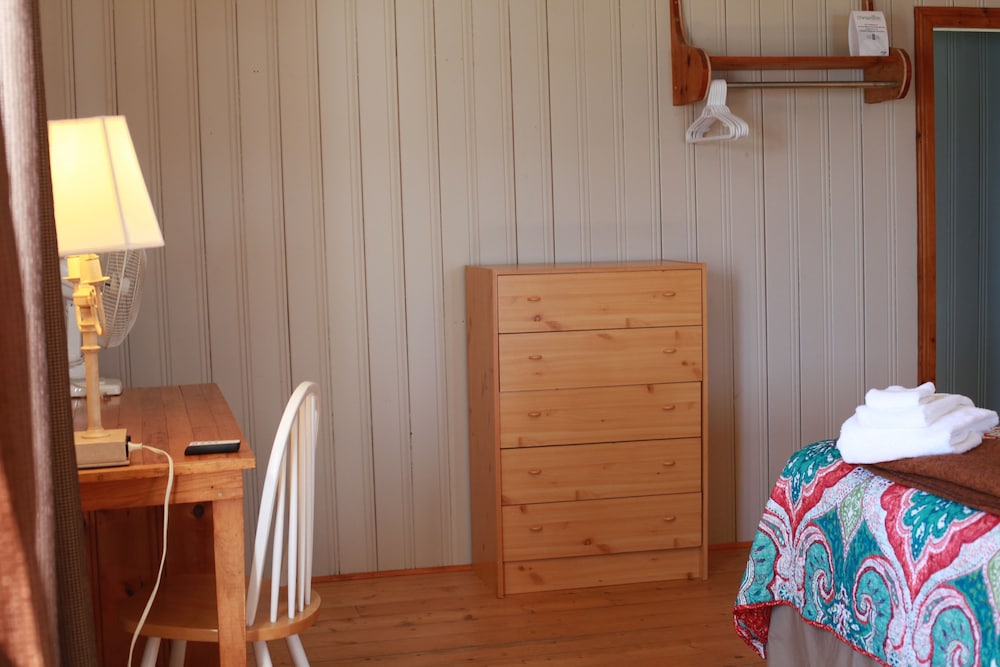 Cottage, 2 Bedrooms - Guestroom