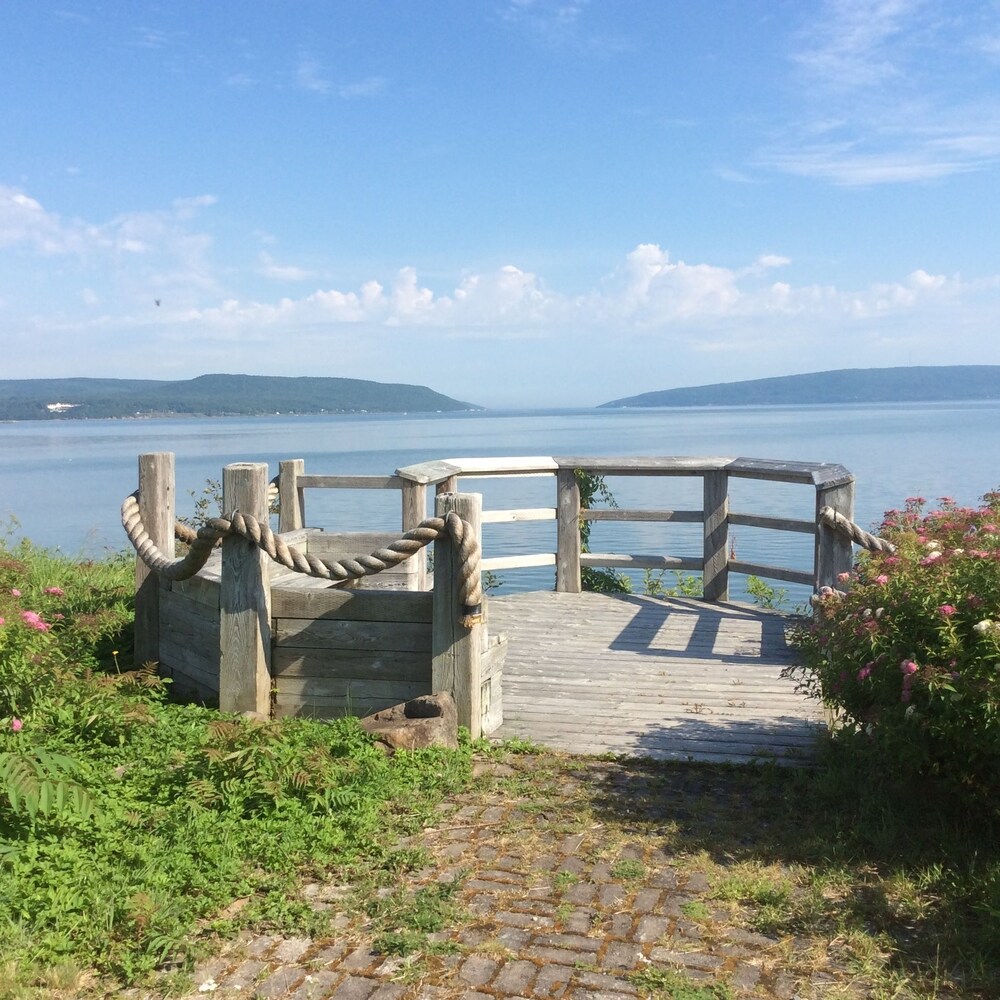 Beach/Ocean View