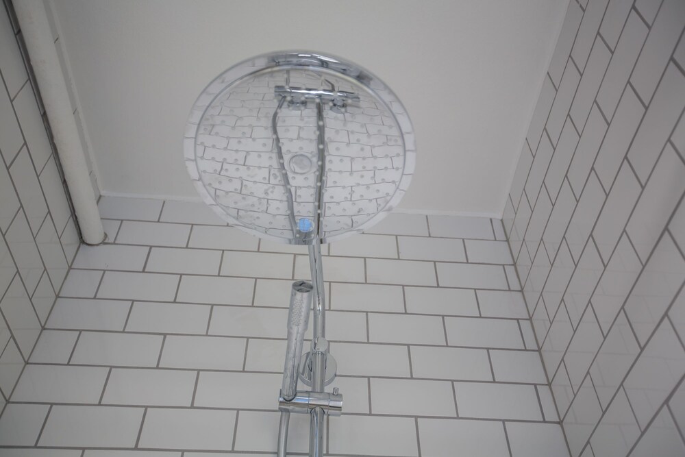 Dusch (Lägenhet)